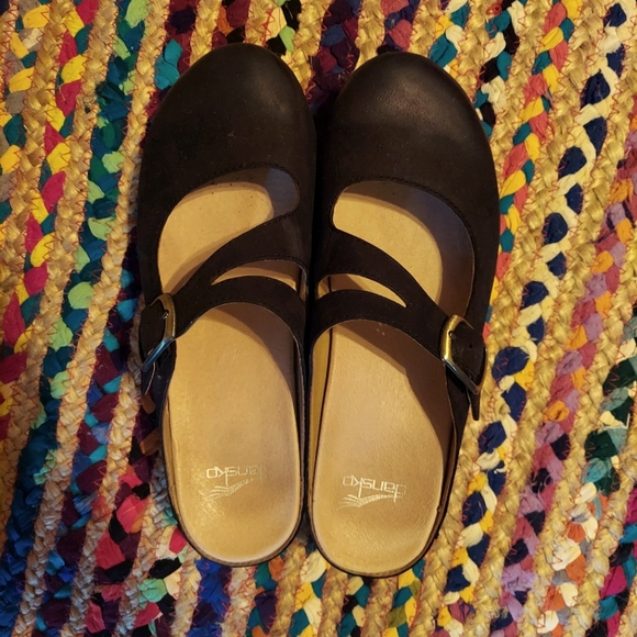 Dansko Britney Clog - Picture 1 of 4